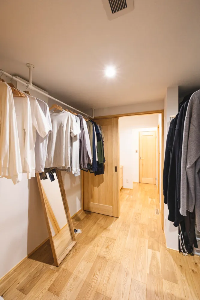 【見せない収納で、LDKはいつもすっきり】